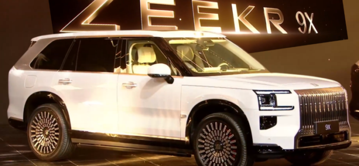 Inside the Zeekr 9X Luxury Flagship SUV with Supercar Power